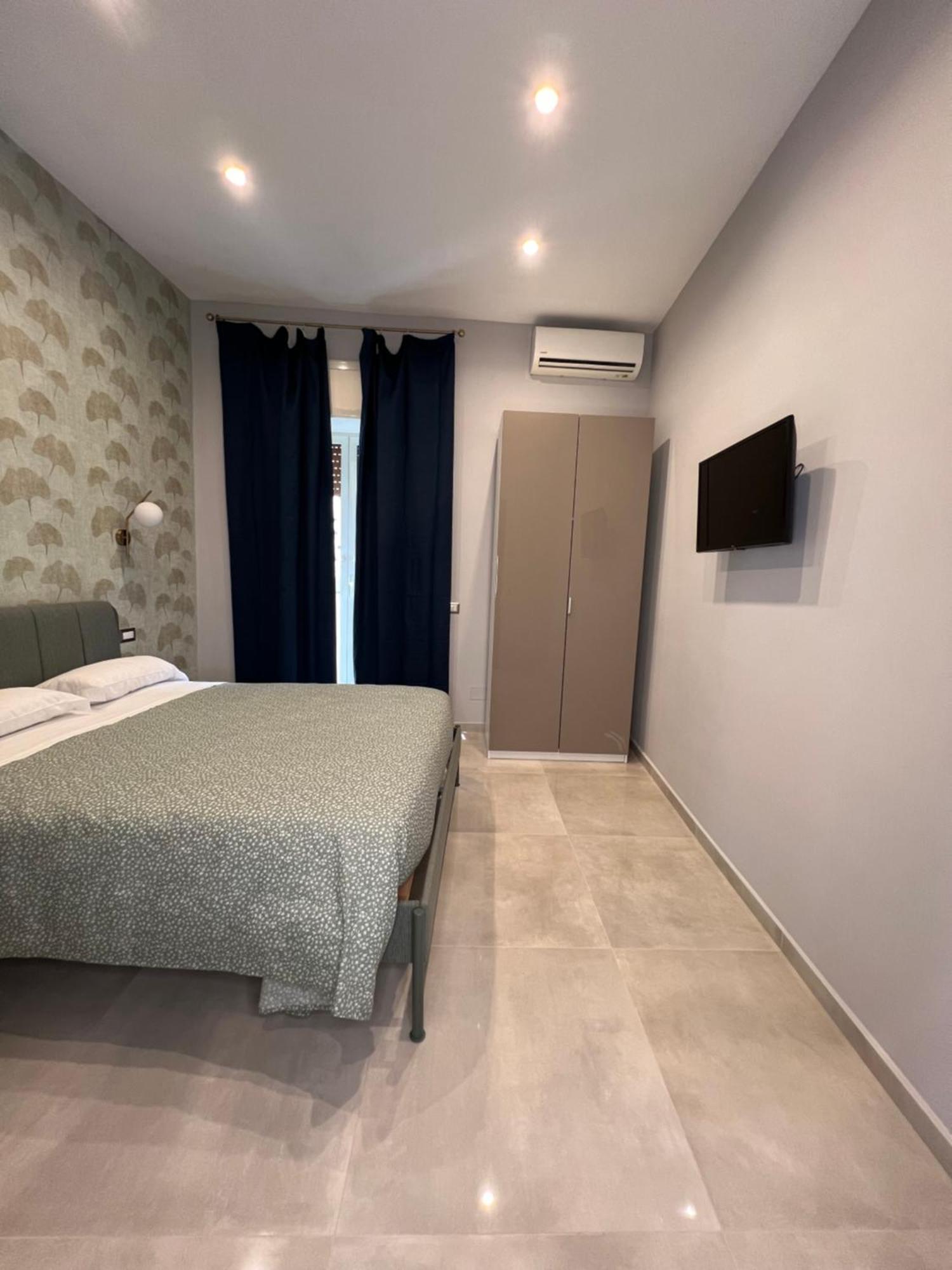 Apartamento Ninetta A Toledo Nápoles Exterior foto